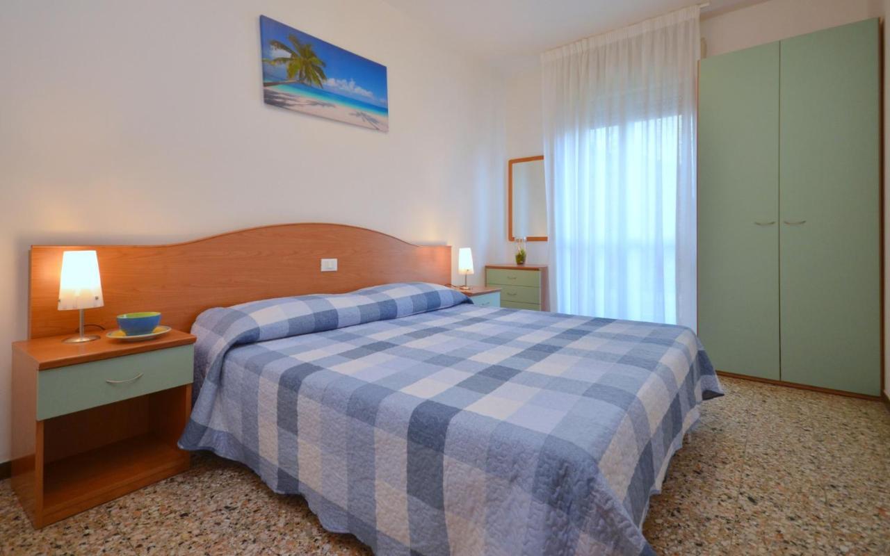 Appartamenti Dal Moro Lignano Sabbiadoro Exterior foto