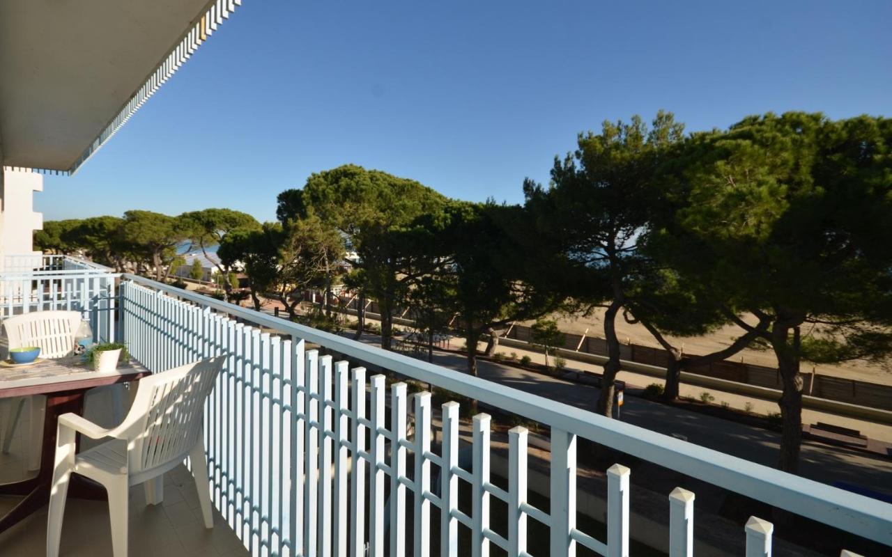 Appartamenti Dal Moro Lignano Sabbiadoro Exterior foto